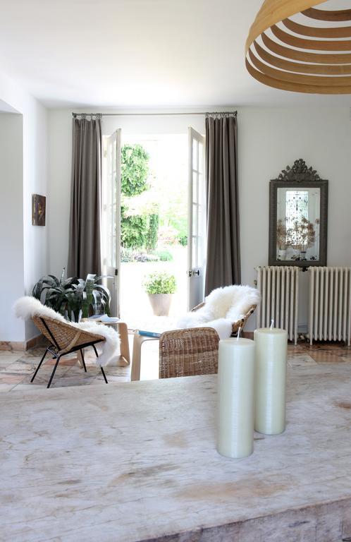 La Maison & L'Atelier Neuilly-en-Thelle エクステリア 写真