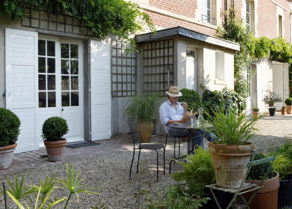 La Maison & L'Atelier Neuilly-en-Thelle エクステリア 写真